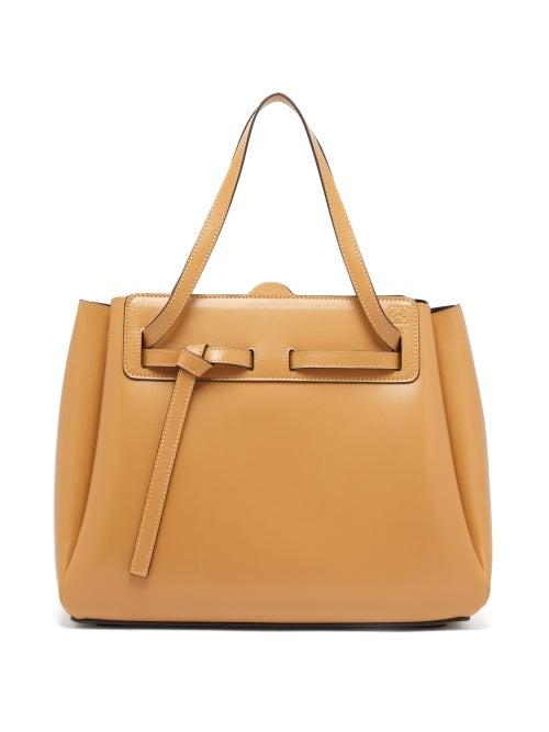 Matchesfashion.com Loewe - Lazo Knotted Leather Tote Bag - Womens - Beige