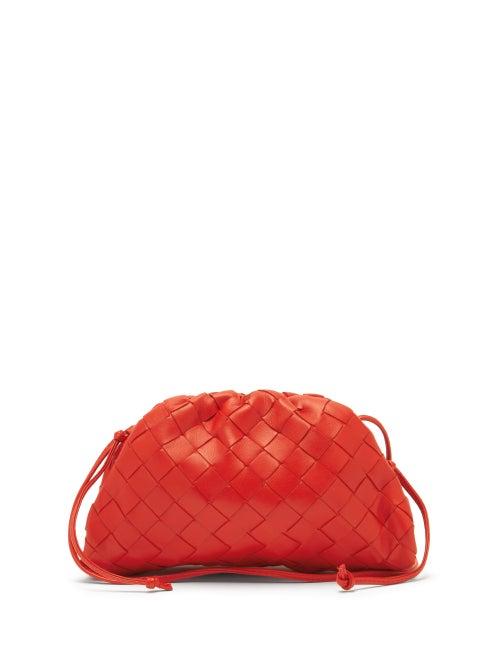 Matchesfashion.com Bottega Veneta - The Pouch Small Intrecciato Leather Clutch - Womens - Red