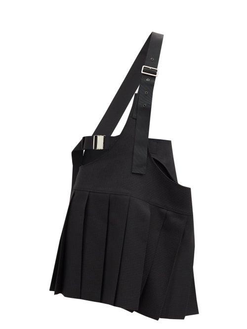 Matchesfashion.com Junya Watanabe - Shoulder-strap Houndstooth-check Pleated Skirt - Womens - Black Grey
