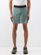 On - Lightweight Running Shorts - Mens - Black Green