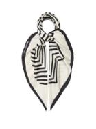Matchesfashion.com Valentino Garavani - Chevron-stripe Printed Silk-faille Scarf - Womens - Black White