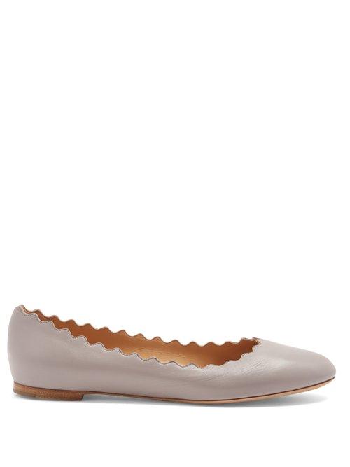 Matchesfashion.com Chlo - Lauren Scallop Edge Leather Ballet Flats - Womens - Grey