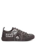 Matchesfashion.com Valentino Garavani - Giggies Flowersity-print Canvas Trainers - Mens - Black White