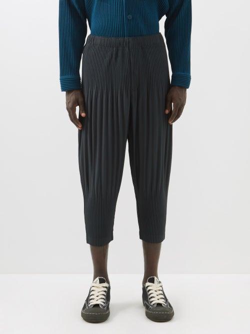 Homme Pliss Issey Miyake - Cropped Technical-pleated Trousers - Mens - Dark Grey