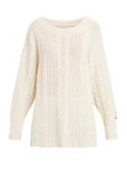 Matchesfashion.com Queene And Belle - Oversized Boat Neck Cable Knit Cashmere Sweater - Womens - Cream
