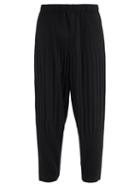 Matchesfashion.com Homme Pliss Issey Miyake - Tapered Technical-pleated Trousers - Mens - Black