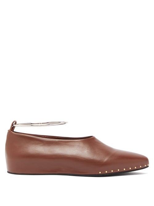 Matchesfashion.com Jil Sander - Studded Almond Toe Leather Pumps - Womens - Burgundy