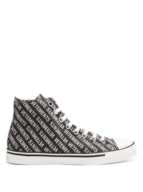 Matchesfashion.com Vetements - Logo Print High Top Canvas Trainers - Womens - Black White