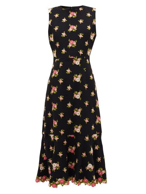 Matchesfashion.com Andrew Gn - Fluted-hem Floral-embroidered Crepe Dress - Womens - Black