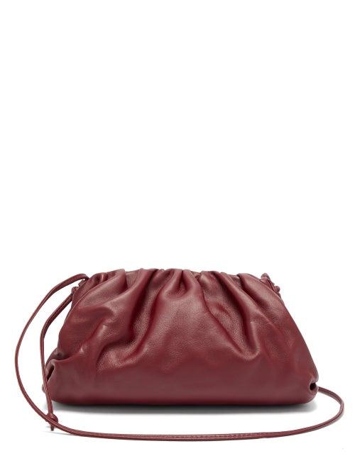 Matchesfashion.com Bottega Veneta - The Pouch Small Leather Clutch Bag - Womens - Burgundy