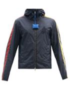 Matchesfashion.com 1 Moncler Jw Anderson - Ballintoy Sleeve-stripe Shell Jacket - Mens - Navy