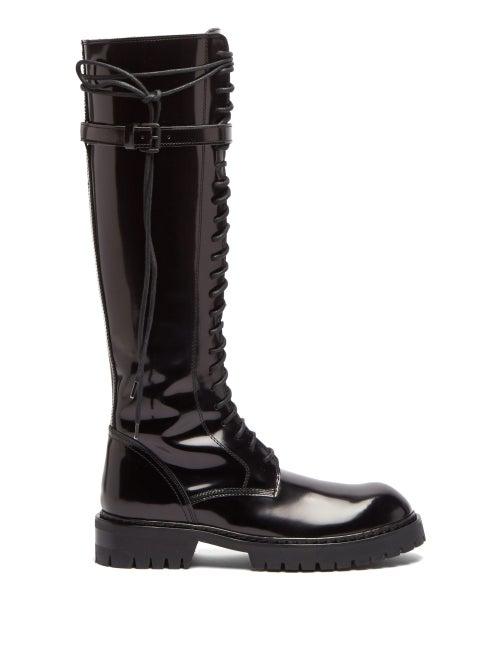 Matchesfashion.com Ann Demeulemeester - Knee High Lace Up Patent Leather Boots - Womens - Black