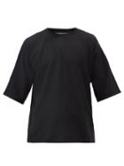Matchesfashion.com Issey Miyake Men - Pliss Mid-sleeve Cotton-blend T-shirt - Mens - Black