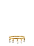 Matchesfashion.com Patcharavipa - Butterfly 18kt Gold And Briolette Diamond Ring - Womens - Gold