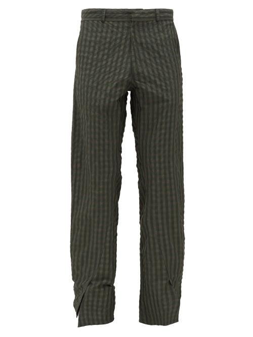 Matchesfashion.com Bianca Saunders - Jeff Slit-cuff Gingham-seersucker Trousers - Mens - Green