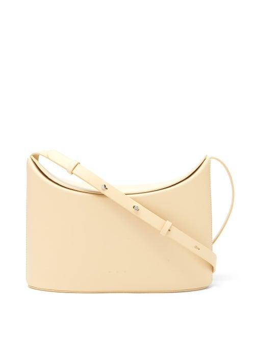 Matchesfashion.com Aesther Ekme - Sway Leather Cross-body Bag - Womens - Beige