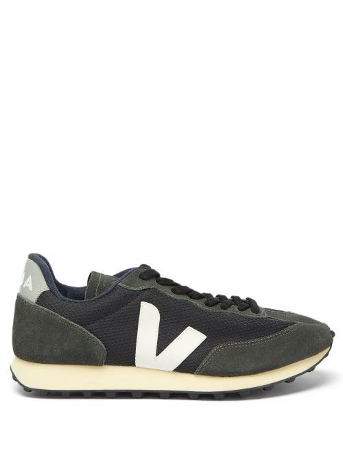 Veja - Rio Branco Alveomesh And Suede Trainers - Mens - Dark Grey