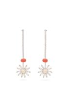 Matchesfashion.com Paco Rabanne - Crystal And Faux-pearl Daisy Drop Earrings - Womens - Silver