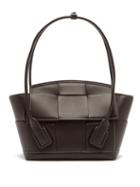 Matchesfashion.com Bottega Veneta - Arco Small Intrecciato Leather Bag - Womens - Brown