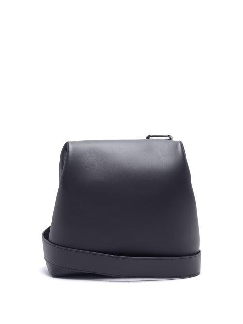 Matchesfashion.com Osoi - Brot Leather Crossbody Bag - Womens - Navy