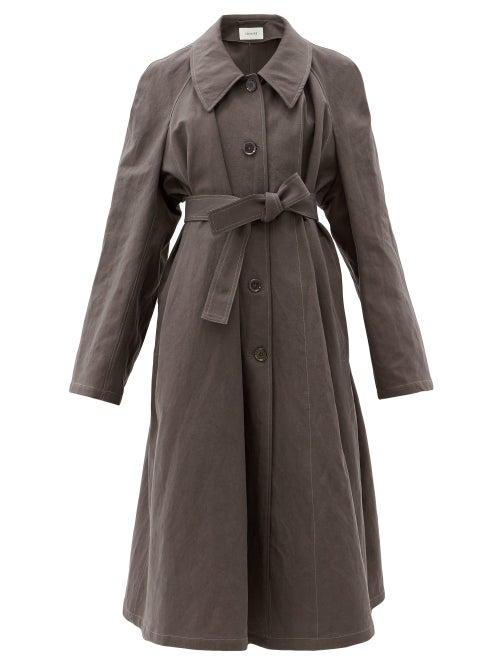Matchesfashion.com Lemaire - Belted Linen-blend Canvas Coat - Womens - Dark Grey