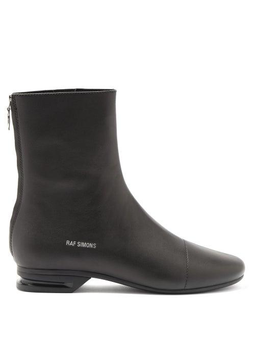 Matchesfashion.com Raf Simons - Notched-heel Zipped Leather Boots - Mens - Black