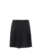 Matchesfashion.com Raey - Exaggerated Wide-leg Wool Tailored Shorts - Mens - Black