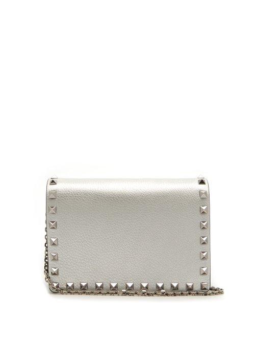 Matchesfashion.com Valentino - Rockstud Metallic Grained Leather Clutch - Womens - Silver