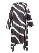 Matchesfashion.com Eskandar - Striped Shibori-dyed Crinkled-silk Dress - Womens - Grey White
