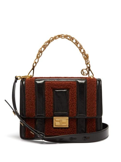 Matchesfashion.com Fendi - Kan U Medium Leather And Shearling Cross Body Bag - Womens - Black Brown