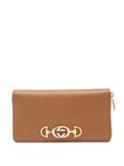 Matchesfashion.com Gucci - Zumi Logo Plaque Gained Leather Wallet - Womens - Tan