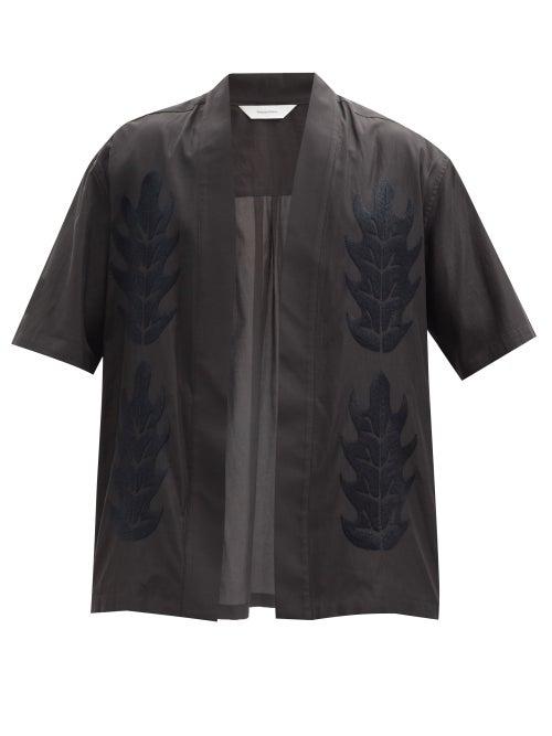 Matchesfashion.com Sasquatchfabrix - Hiragi Embroidered Collarless Poplin Shirt - Mens - Black