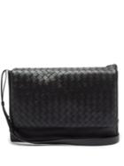 Matchesfashion.com Bottega Veneta - Intrecciato Medium Leather Messenger Bag - Mens - Black