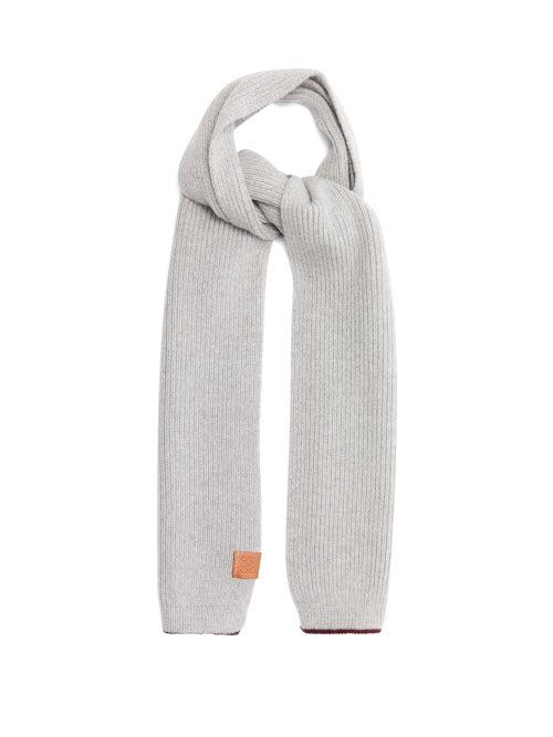 Matchesfashion.com Loewe - Logo-patch Ribbed-wool Scarf - Womens - Grey