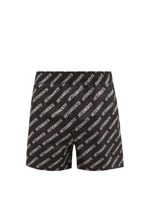 Matchesfashion.com Vetements - Logo-print Swim Shorts - Mens - Black White