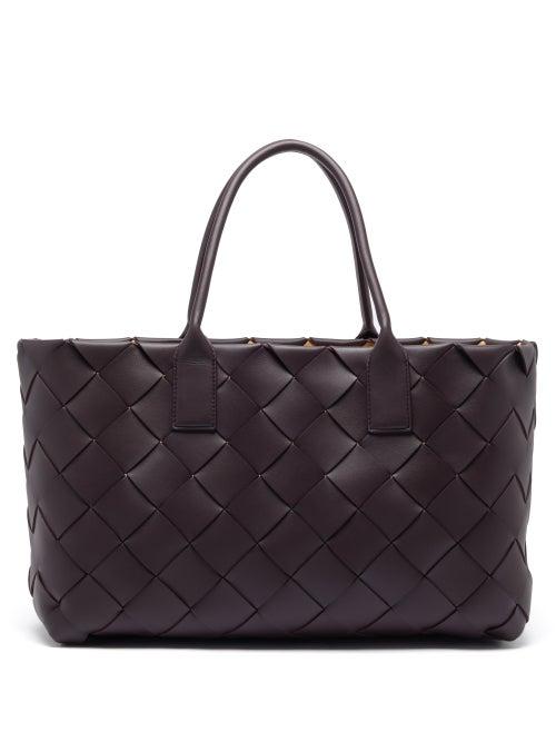 Matchesfashion.com Bottega Veneta - Maxi Cabat Intrecciato Leather Tote Bag - Womens - Dark Burgundy