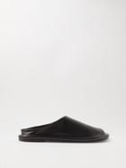 Jw Anderson - Bumper Leather Backless Mules - Mens - Black