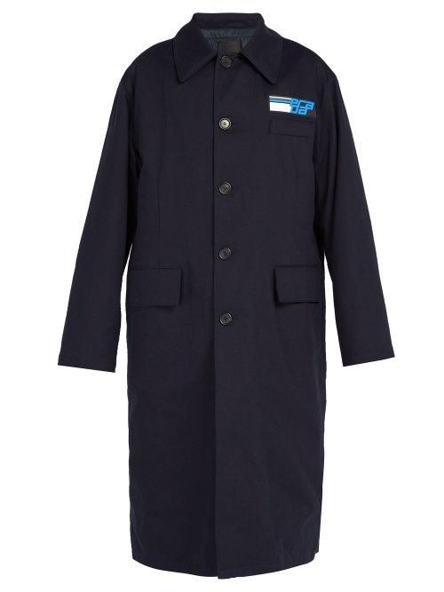 Matchesfashion.com Prada - Single Breasted Logo Patch Twill Coat - Mens - Navy