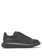 Matchesfashion.com Alexander Mcqueen - Raised Sole Suede Trainers - Mens - Grey
