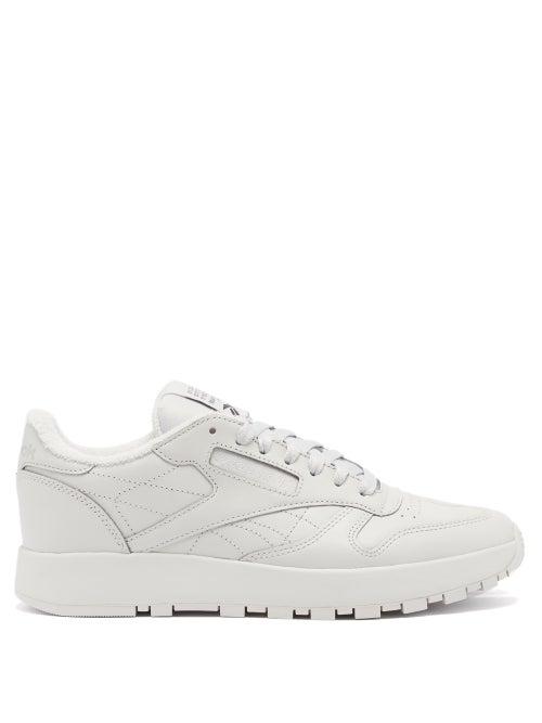 Mens Shoes Reebok X Margiela - Tabi Classic Split-toe Leather Trainers - Mens - Grey