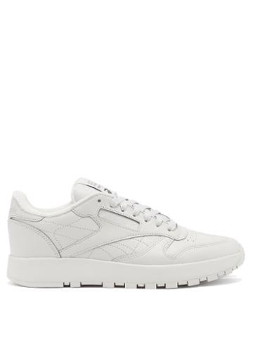 Mens Shoes Reebok X Margiela - Tabi Classic Split-toe Leather Trainers - Mens - Grey