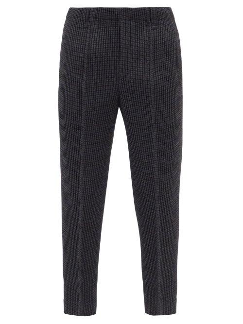 Homme Pliss Issey Miyake - Technical-pleated Check-tweed Trousers - Mens - Navy
