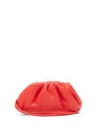 Matchesfashion.com Bottega Veneta - The Pouch Leather Purse - Womens - Red