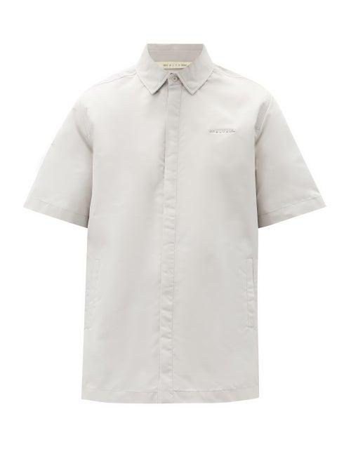 Matchesfashion.com 1017 Alyx 9sm - Logo-plaque Technical-twill Short-sleeved Shirt - Mens - Grey