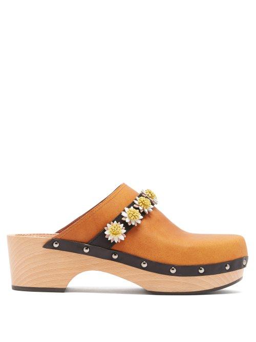 Matchesfashion.com Fabrizio Viti - Jean Floral Appliqu Leather Clogs - Womens - Tan