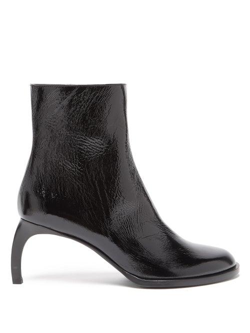Matchesfashion.com Ann Demeulemeester - Curved-heel Grained-leather Ankle Boots - Womens - Black