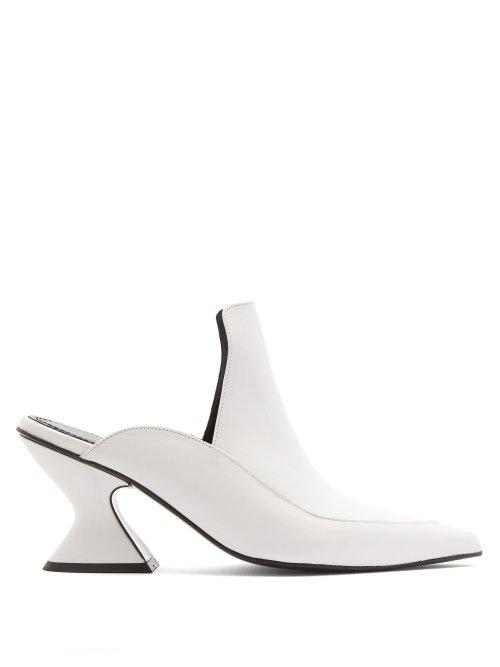 Matchesfashion.com Marques'almeida - Point Toe Leather Mules - Womens - White
