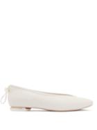 Matchesfashion.com Nicholas Kirkwood - Delfi Pearl Toggle Leather Ballet Flats - Womens - White