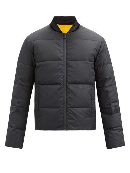 Matchesfashion.com Fendi - Reversible Logo-appliqu Quilted Down Jacket - Mens - Black Yellow