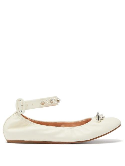 Matchesfashion.com Simone Rocha - Spike And Crystal-embellished Leather Ballet Flats - Womens - Cream